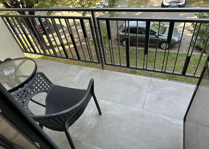 Apartment Style Lipatti15 With Parking